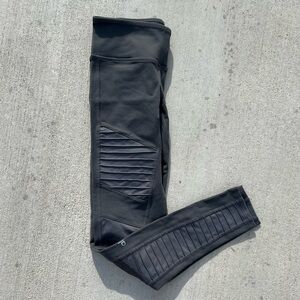 $115 Alo Yoga Women's Gray High-Waisted Moto Leggings Pants Size Small